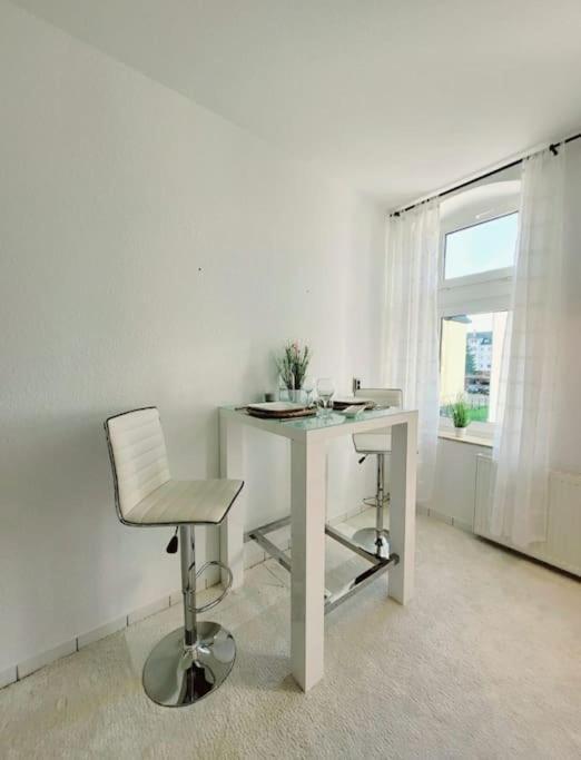 Gemuetliches Helles Appartement Dresden Exterior photo